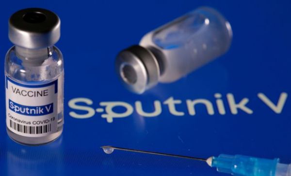 Sputnik V : O ΕΜΑ διεξάγει έρευνα για τα δεοντολογικά πρότυπα στις δοκιμές του εμβολίου