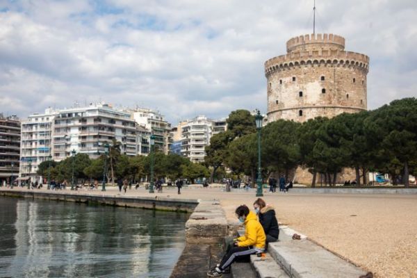 Θεσσαλονίκη : Παρέμβαση εισαγγελέα για τη διασπορά του κοροναϊού – Δημοσίευμα έκανε λόγο για ευθύνες του ιερέα