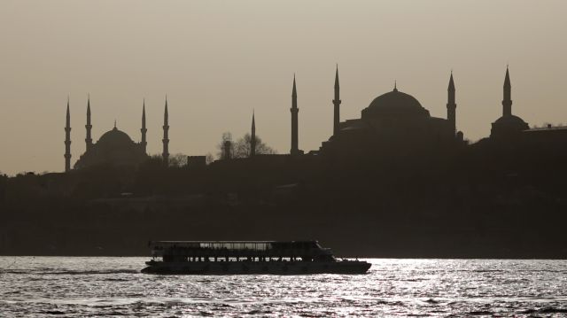 Τουρκία : Ελεύθεροι υπό όρους 10 απόστρατοι ναύαρχοι που είχαν συλληφθεί με εντολή Ερντογάν