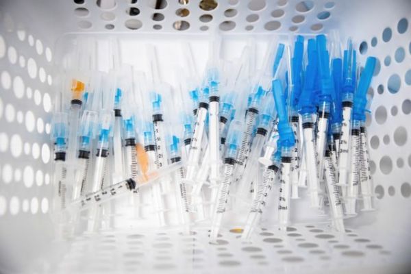 Κοροναϊος – ΗΠΑ : Ο Λευκός Οίκος θα φροντίσει για τη δίκαιη διανομή των εμβολίων στη Φλόριντα