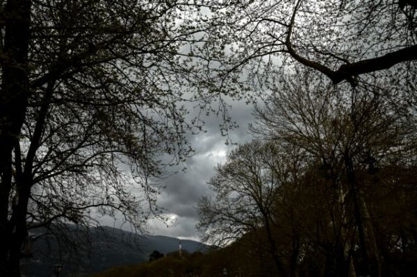 Καιρός: Έκτακτο δελτίο επιδείνωσης με ισχυρές βροχές