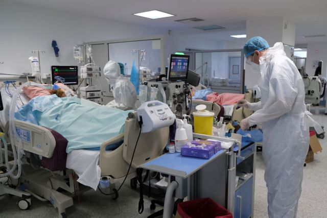Κοροναϊός : Στις 17 μέρες η μέση διάρκεια νοσηλείας στις ΜΕΘ - Ενας στους 4 κάτω των 55ετών