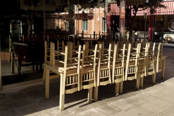 Αναστάτωση στον κλάδο της εστίασης – Ζητούν διευκρινίσεις για το άνοιγμα των καταστημάτων