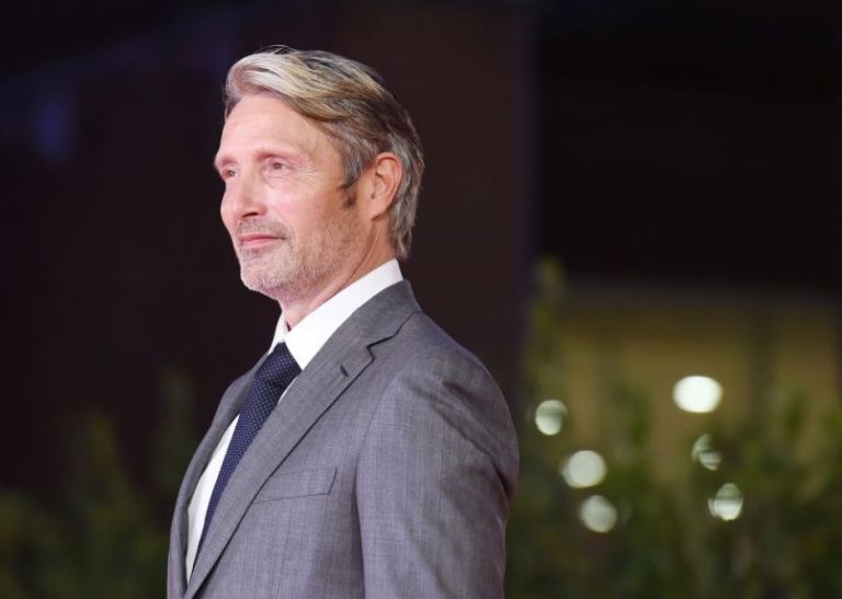 Mε Μαντς Μίκελσεν και Φίμπι Ουόλερ – Μπριτζ το «Indiana Jones 5»