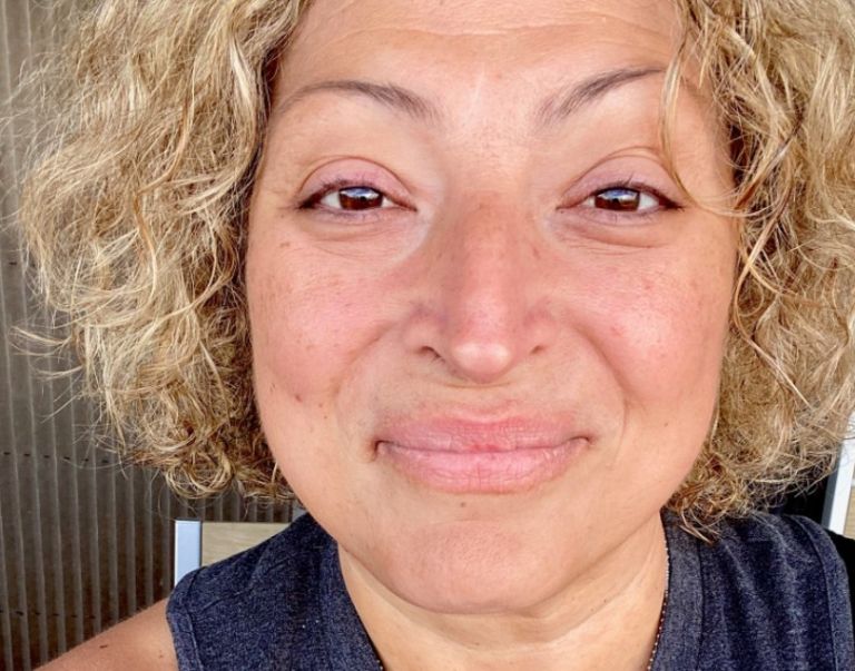 Μαρία Τσάκος: Η τελευταία της ανάρτηση στο facebook αφορούσε τον θάνατο του Γιάννη Αγγελικούση