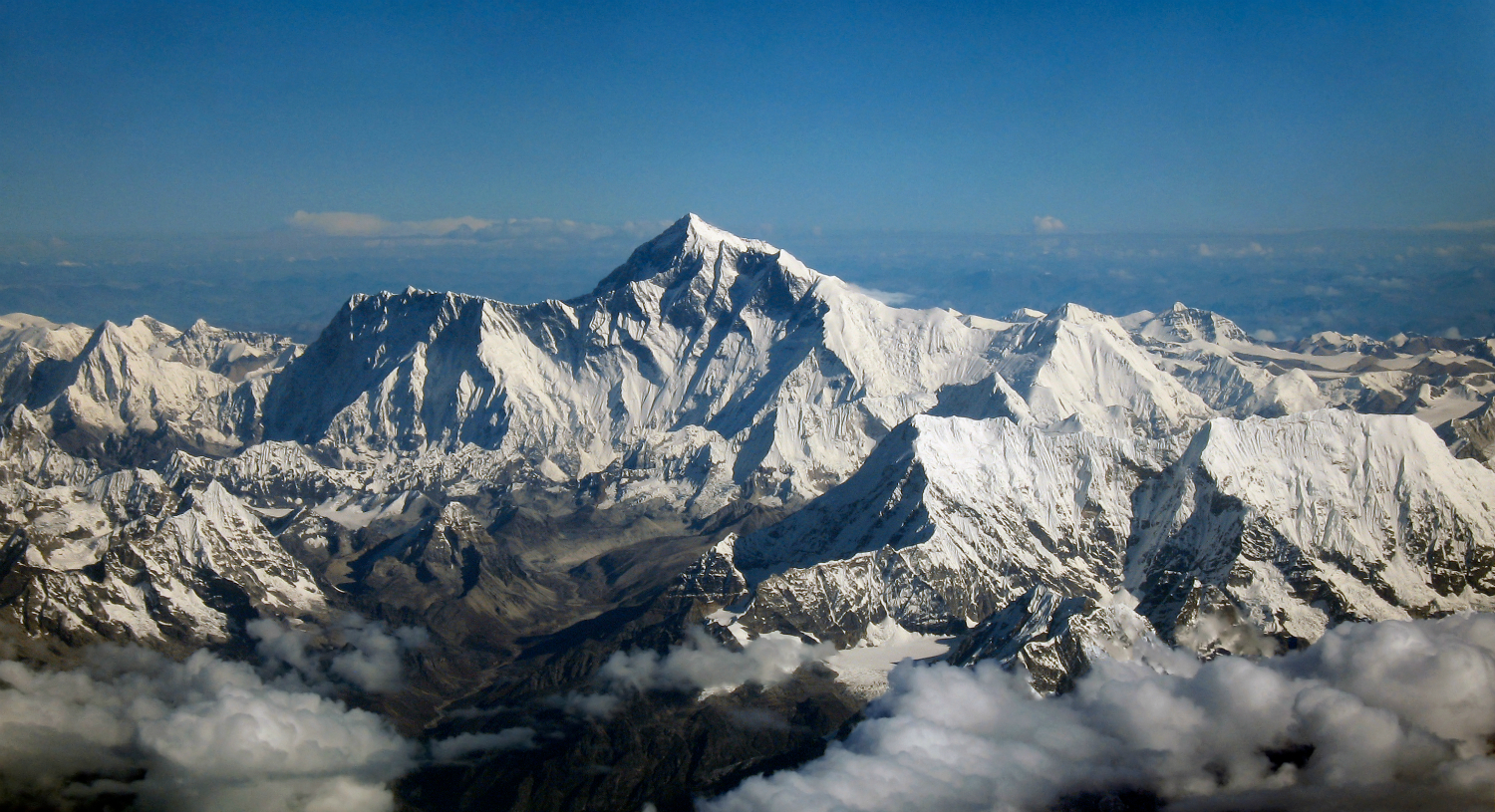 Έβερεστ : Ο κοροναϊός «σκαρφάλωσε» στην ψηλότερη κορυφή του κόσμου - Θετικός ορειβάτης