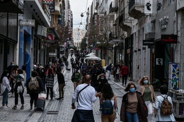 Μειώσεις φόρων και εισφορών: Αναλυτικά τα πέντε μέτρα – Παραδείγματα για τις νέες φοροελαφρύνσεις