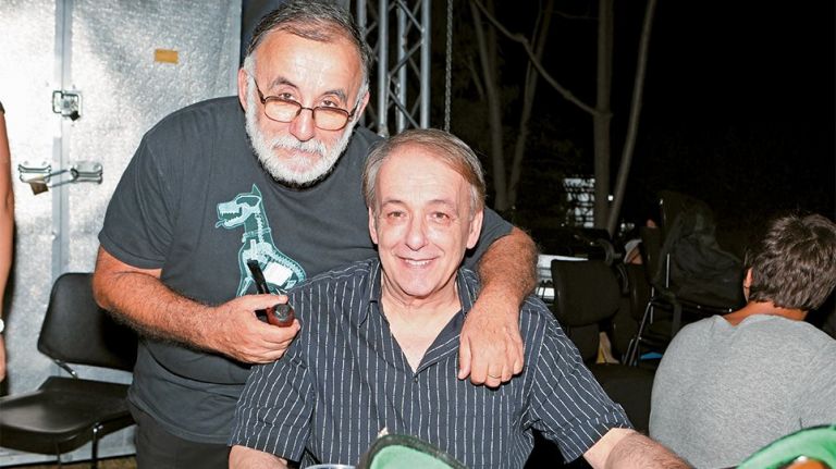 Ανδρέας Μικρούτσικος: Λύγισε στον αέρα – «Ο Θάνος ήταν ο προστάτης μου»