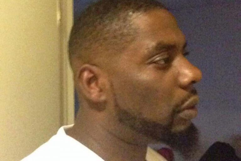 Πάγωσαν ξανά οι ΗΠΑ : Νεκρός από σφαίρες αστυνομικού αφροαμερικανός πατέρας 10 παιδιών