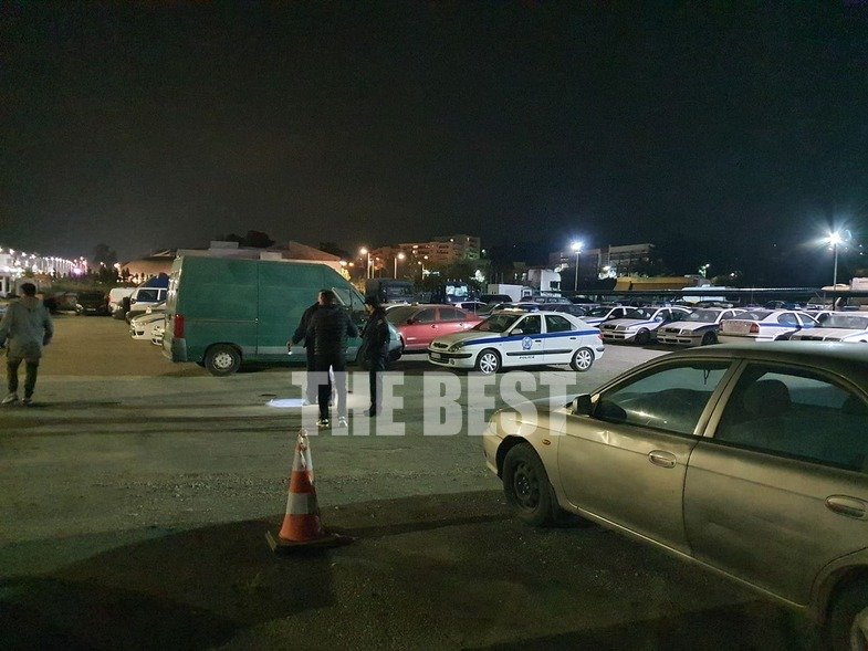 Πάτρα : Μολότοφ σε χώρο στάθμευσης οχημάτων της Αστυνομίας