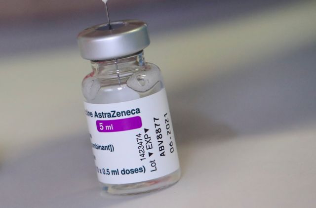 Βρετανία : Καθησυχαστική η κυβέρνηση για το εμβόλιο της AstraZeneca
