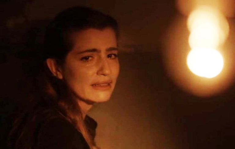 Άγριες Μέλισσες Spoiler: Η Ελένη φτάνει ξανά σε απόγνωση