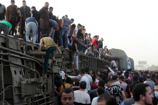 Αίγυπτος : Νέος εκτροχιασμός τρένου - 11 νεκροί και 100 τραυματίες