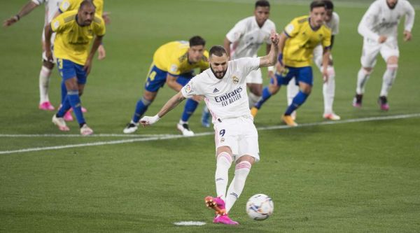 Εύκολη νίκη της Ρεάλ (3-0) – Δείτε τα γκολ