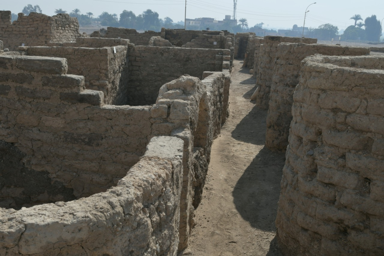 Αίγυπτος : Βρήκαν την «αιγυπτιακή Πομπηία» – Η σημαντικότερη ανακάλυψη μετά τον τάφο του Τουταγχαμών