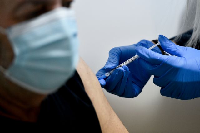Γεωργιάδης: Χρειάζονται 5,5 εκατ. εμβολιασμοί για να επιτύχουμε ένα ισχυρό τείχος ανοσίας