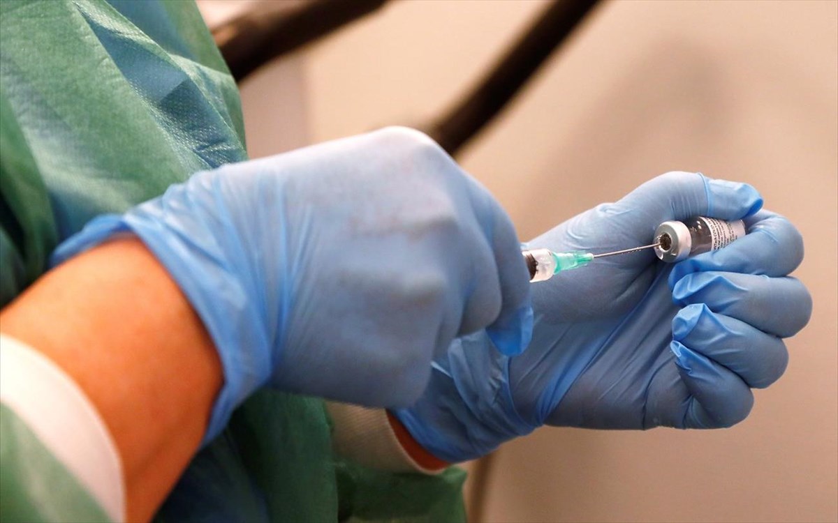 ΗΠΑ - κοροναϊός : Πάνω από 4 εκ. εμβολιάστηκαν σε μία ημέρα
