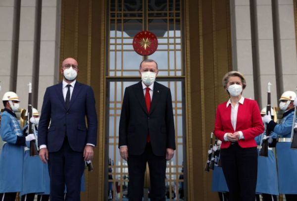 Όχι σε μονομερείς ενέργειες το μήνυμα Μισέλ και Λάιεν στον Ερντογάν – Οι επόμενες εβδομάδες θα κρίνουν τη συνεργασία της ΕΕ με Τουρκία