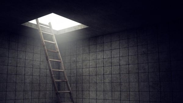 Θεσμοθετούνται κανόνες για τη συμμετοχή ανηλίκων στα escape rooms