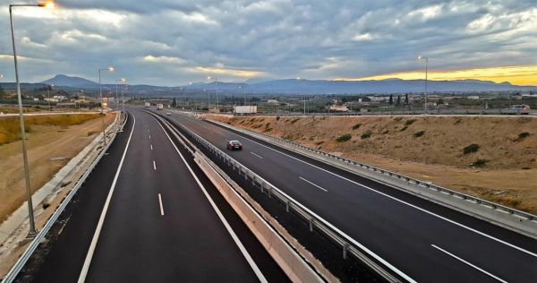 Καραμανλής: Νωρίτερα κατά 10 λεπτά η διαδρομή Θεσσαλονίκη-Έδεσσα, και κατά 30′ η Δράμα-Αμφίπολη