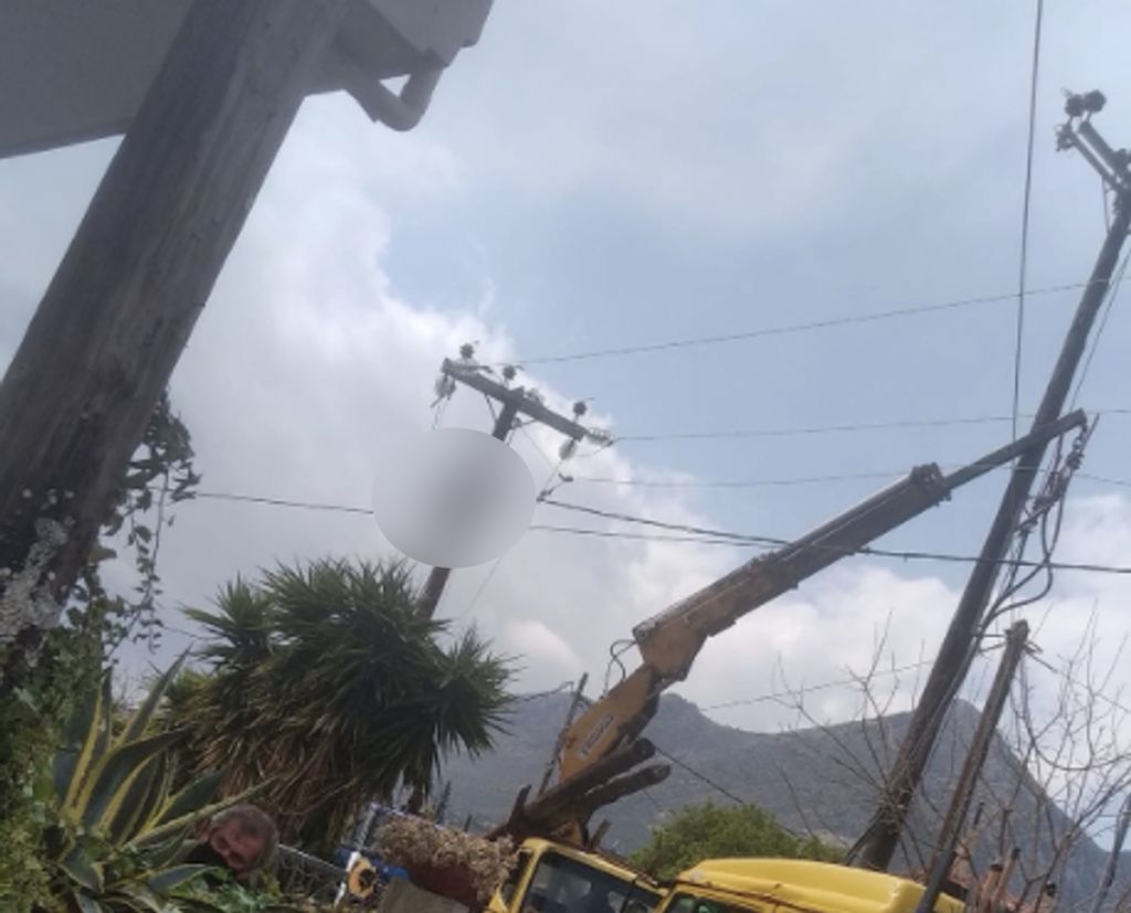 Ερέτρια : Συγκλονίζει η κόρη ενός από τους εργάτες που έχασαν τη ζωή τους – «Δεν μπορούμε να το πιστέψουμε»