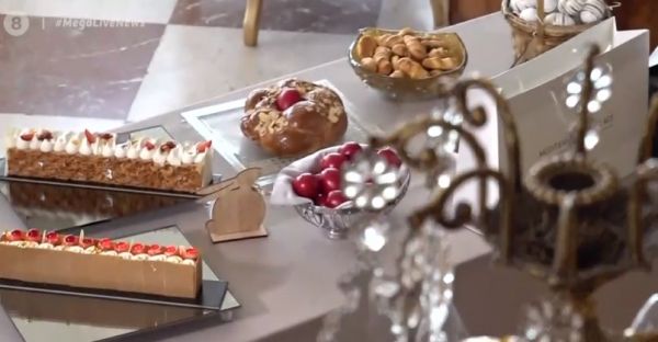 Πάσχα: Ντελίβερι… πεντάστερης μαγειρίτσας – Τα πασχαλινά μενού πολυτελών ξενοδοχείων