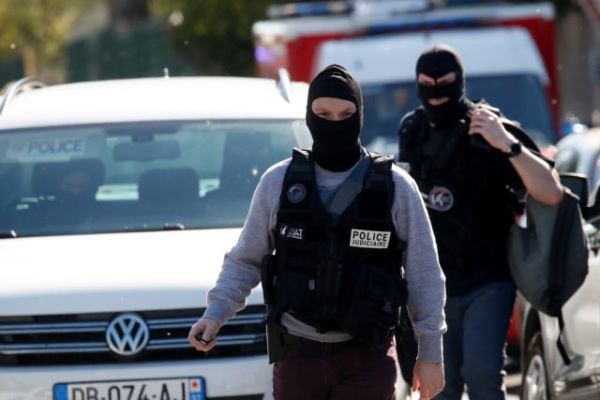 Γαλλία: Επτά συλλήψεις ύστερα από έρευνα της αντιτρομοκρατικής εισαγγελίας
