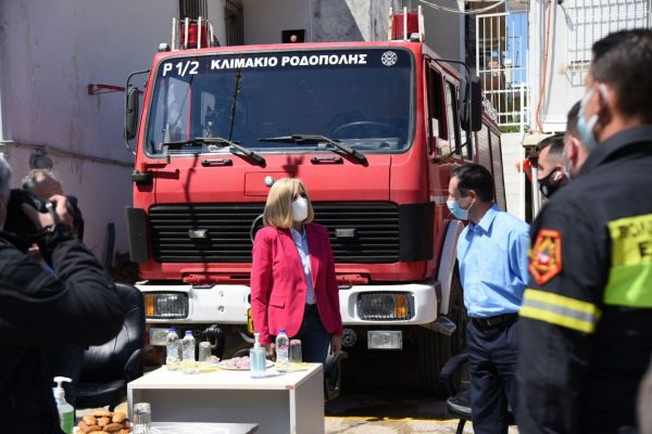 Γεννηματά : Η αντιπυρική περίοδος ξεκινάει με προβλήματα για την πολιτική προστασία