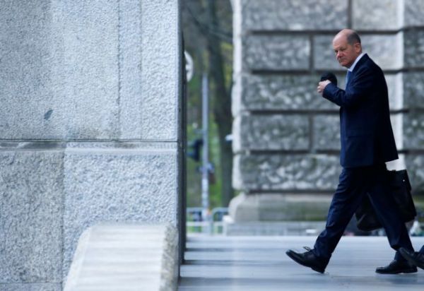 Γερμανία : Ο υπουργός Οικονομικών Σολτς θα εμβολιαστεί σήμερα με το AstraZeneca