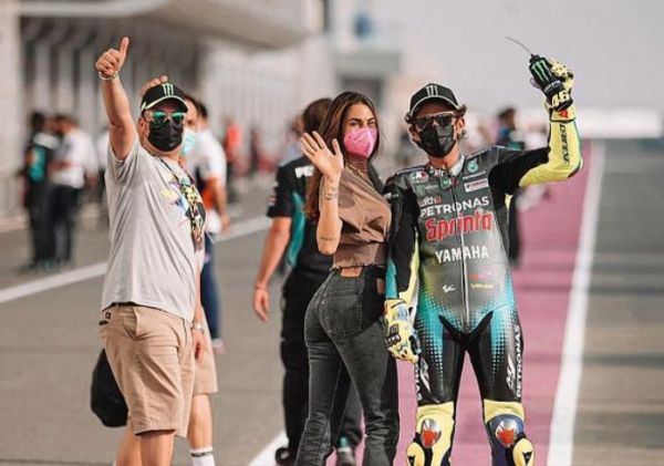 Φραντσέσκα Σοφία Νοβέλο: «Δεν είναι εύκολο να δουλέψεις όταν αγγίζουν τα οπίσθιά σου»