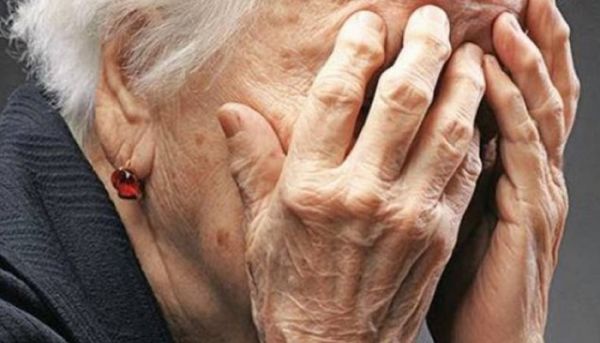 Τους γέρους και τα μάτια σας. Για να μπορούν να πεθάνουν με ψηλά το κεφάλι