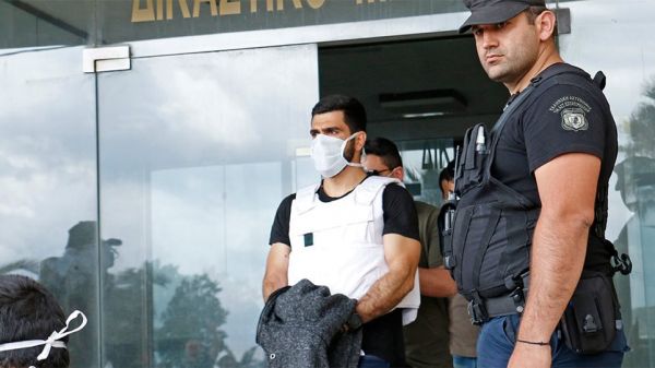 Διπλό φονικό στα Ανώγεια: Ισόβια στον Μανώλη Καλομοίρη – «Δικαίωση, δικαίωση» φώναζε η μητέρα του θύματος