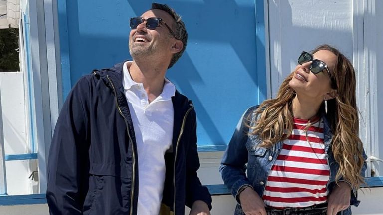 Δέσποινα Βανδή και Γιώργος Καπουτζίδης εξερευνούν την όμορφη Αίγινα στο «My Greece»