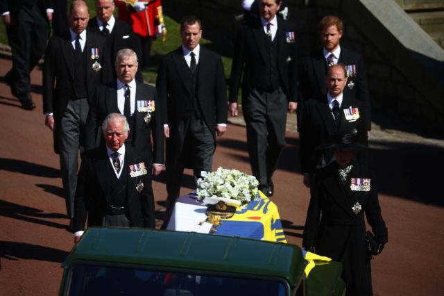 Βρετανία : Κάρολος και Γουίλιαμ αποφασίζουν για το μέλλον της βασιλικής οικογένειας μετά τον θάνατο του Φίλιππου