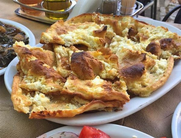 Έτσι φτιάχνεται η αυθεντική, ηπειρώτικη κασόπιτα