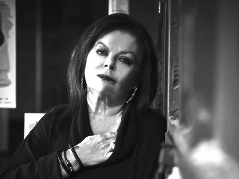 Νόρα Κατσέλη: To μήνυμα της αδελφής της, Λούκας, για την κατάσταση της υγείας της