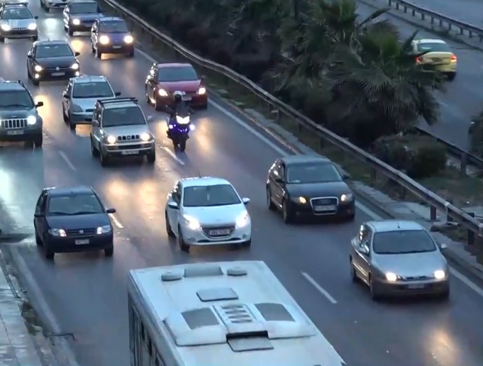 Lockdown : Έως και… 130% αυξημένη σήμερα η κίνηση στους δρόμους της Αττικής