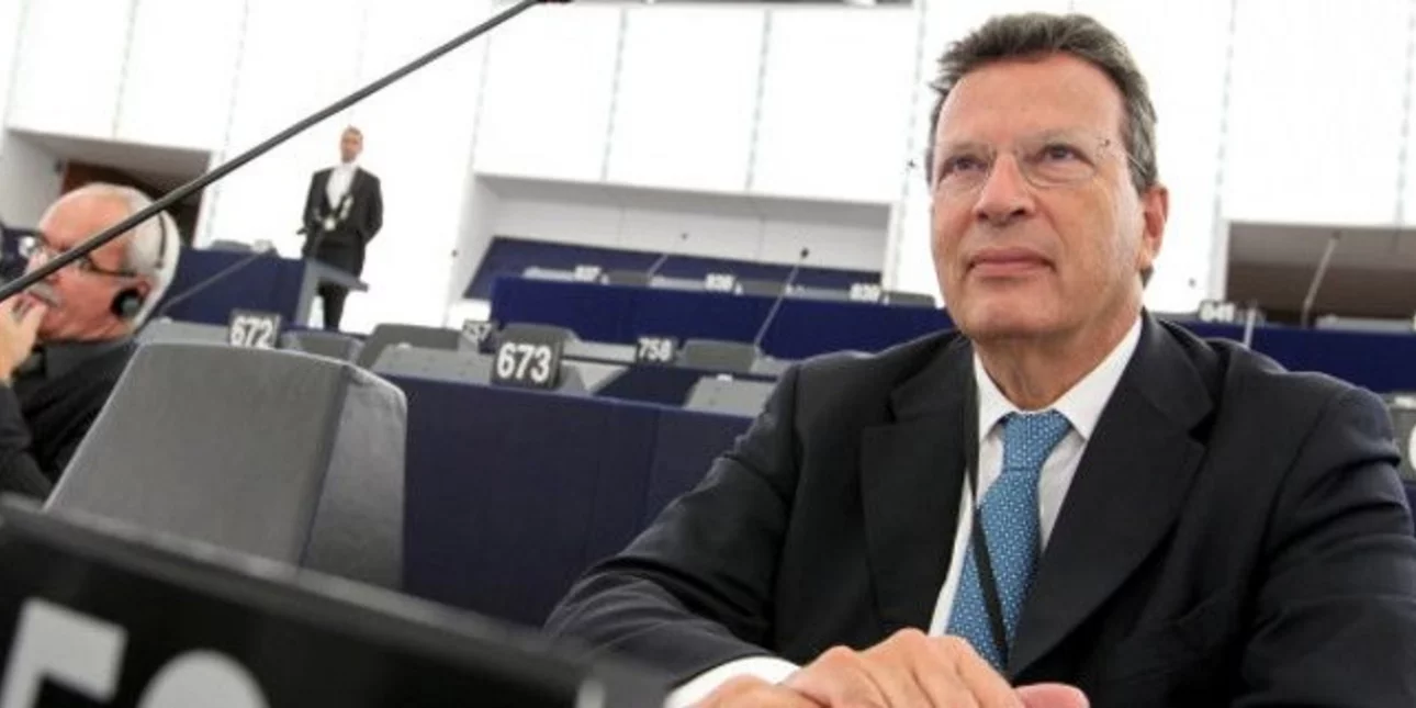 Κύρτσος-Βουλή : Το «Ελλάδα 2.0» είναι ένα τεράστιο βήμα – Οι ενστάσεις του ευρωβουλευτή