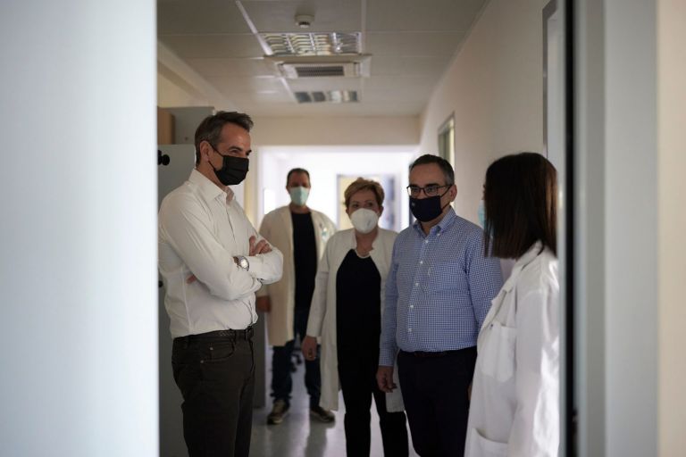 Μητσοτάκης: Τελειώνουμε με την πανδημία – Ξεκινά το χτίσιμο του νέου ΕΣΥ