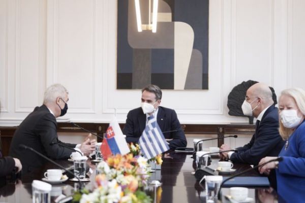 Την ενίσχυση της συνεργασίας Ελλάδας – Σλοβακίας συζήτησαν Μητσοτάκης και Κόρτσοκ