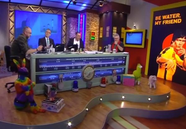 «Ράδιο Αρβύλα» : Ο κοροναϊός «χτύπησε» ξανά την εκπομπή – Η ανακοίνωση του Αντώνη Κανάκη