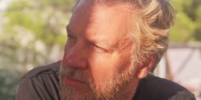 Κώστας Σπυρόπουλος : «Η κατάσταση του είναι σοβαρή. Προσεύχονται να μη διασωληνωθεί»