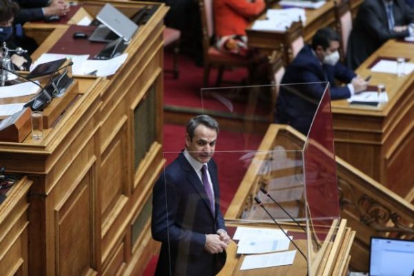 Τις λίστες θανάτου εκτός ΜΕΘ επί υπουργίας Πολάκη, θύμισε ο Μητσοτάκης