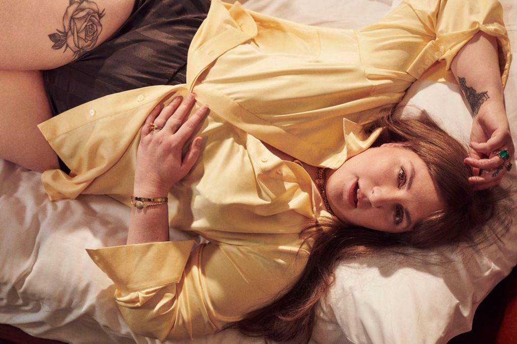 Η Λένα Ντάναμ λανσάρει σειρά με plus-size ρούχα