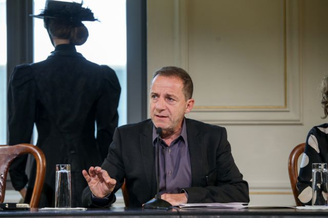 Στη Βουλή τα έγγραφα για την πρόσληψη του αδελφού του Δημήτρη Λιγνάδη στο Εθνικό Θέατρο