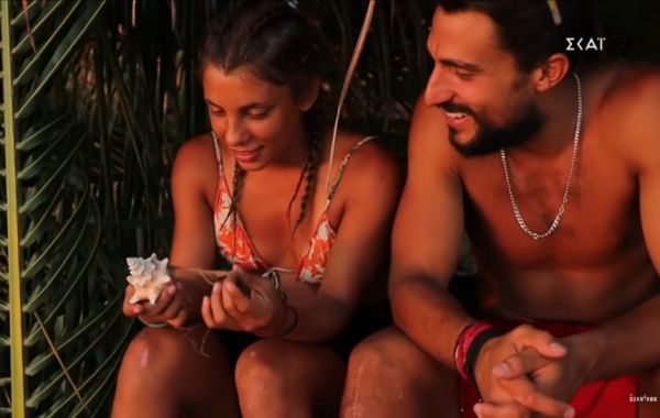 Survivor : «Ο Σάκης Κατσούλης και η Μαριαλένα Ρουμελιώτη τα έχουν ξαναβρεί, ο Γιώργος Λιβάνης δεν το πιστεύει»