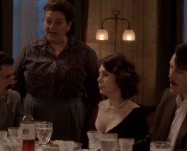 Άγριες Μέλισσες: Το Twitter «προσκυνά» Αγορίτσα – «Το πιο τίμιο πετσόκομα ΕVER»