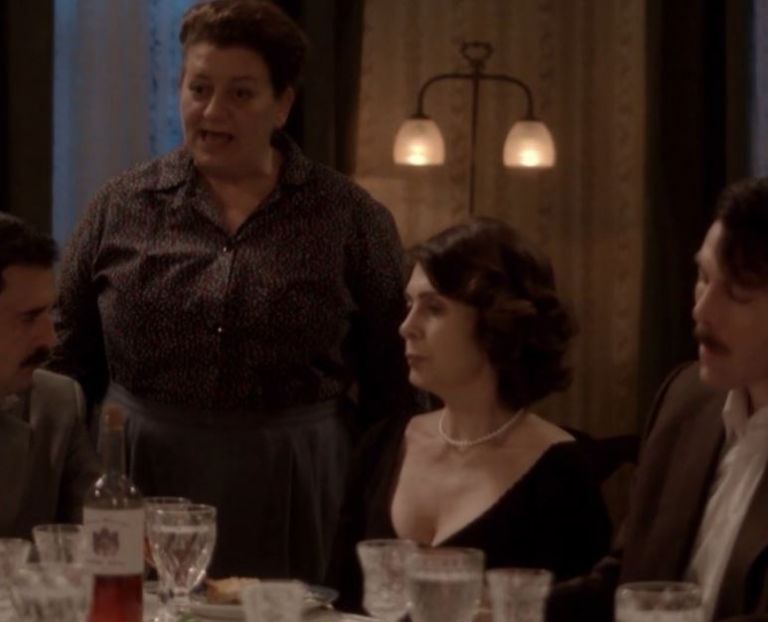 Άγριες Μέλισσες: Το Twitter «προσκυνά» Αγορίτσα – «Το πιο τίμιο πετσόκομα ΕVER»