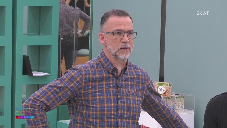 Άγριος καβγάς στο House of Fame – Σε ποιον σπουδαστή είπε ο Μεταξόπουλος: «Έλα κάθισε στη θέση μου»