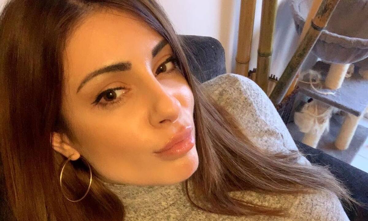 Παντελής Παντελίδης : Η Μίνα Αρναούτη ζητά αποζημίωση 960.000 ευρώ από την οικογένειά του